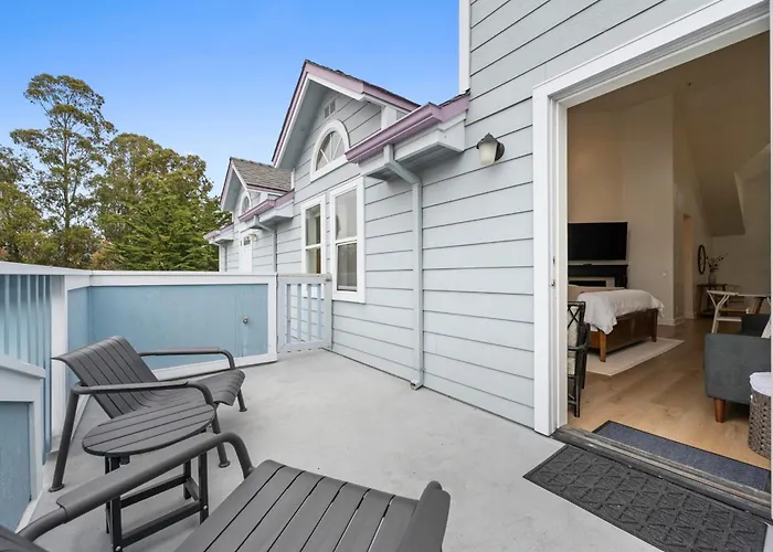 Miramar Penthouse Coastal Elegance In The Heart Of Half Moon Bay